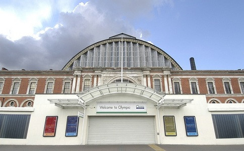 Ӣ׶ذƥKyԪ Olympia Exhibition Center4.jpg